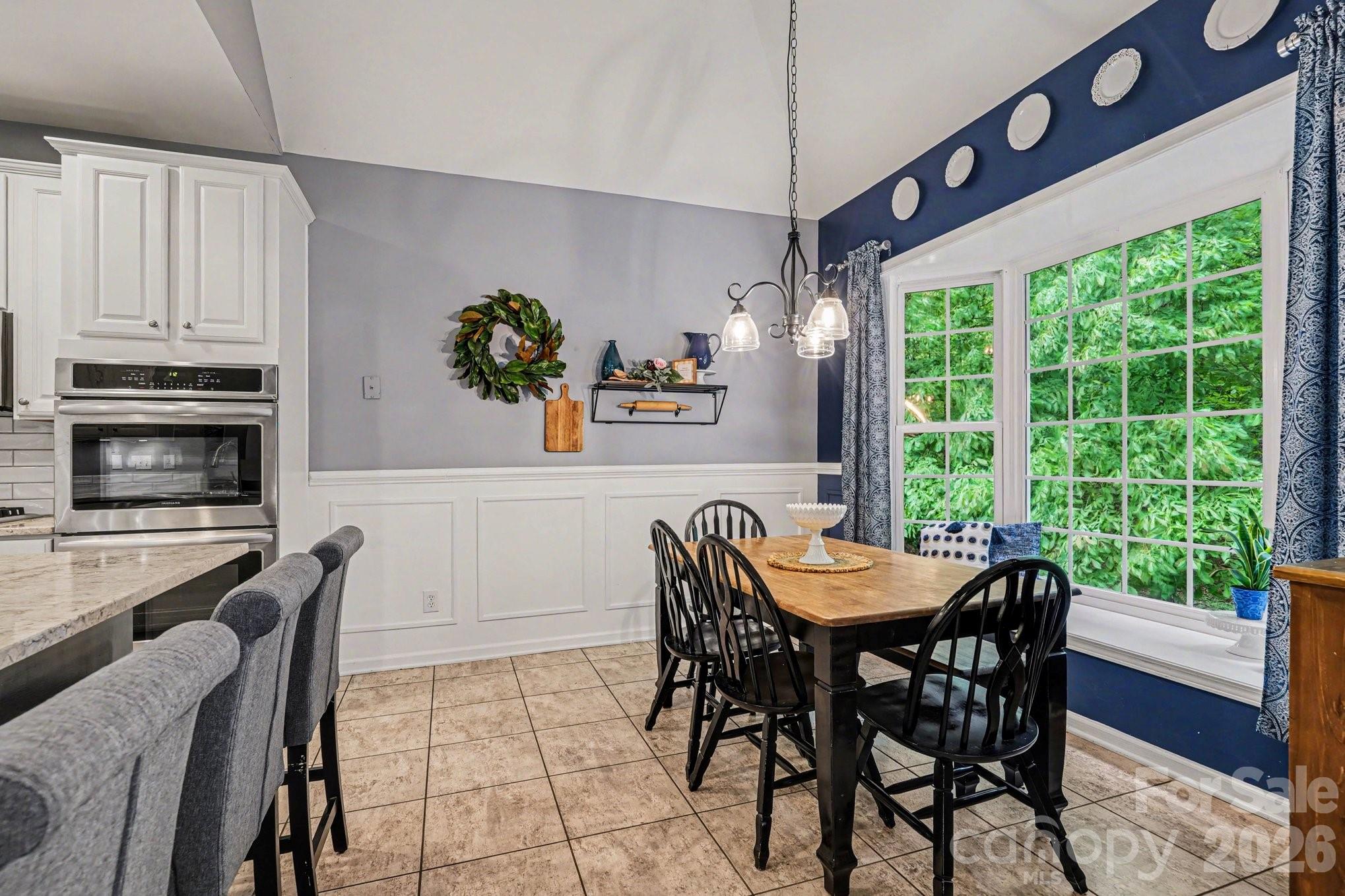 10501 Olde Irongate Lane — Mint Hill