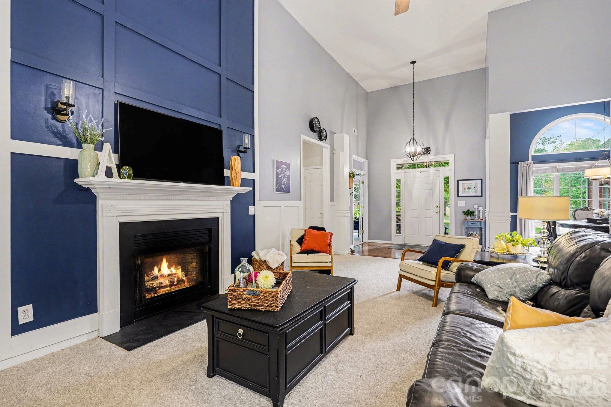 10501 Olde Irongate Lane — Mint Hill