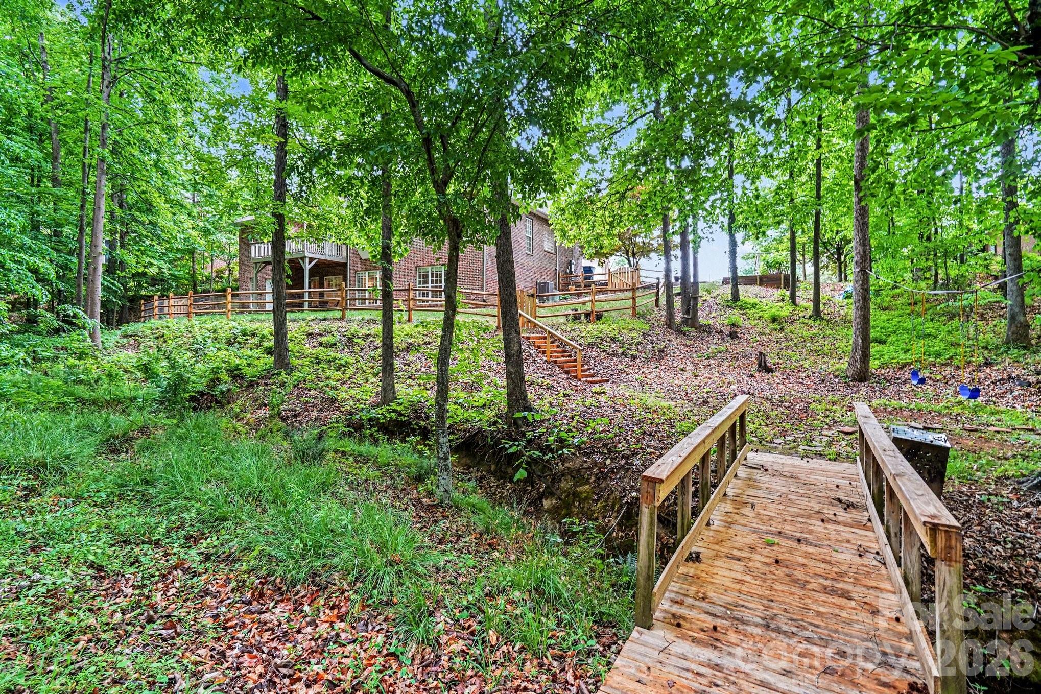 10501 Olde Irongate Lane — Mint Hill