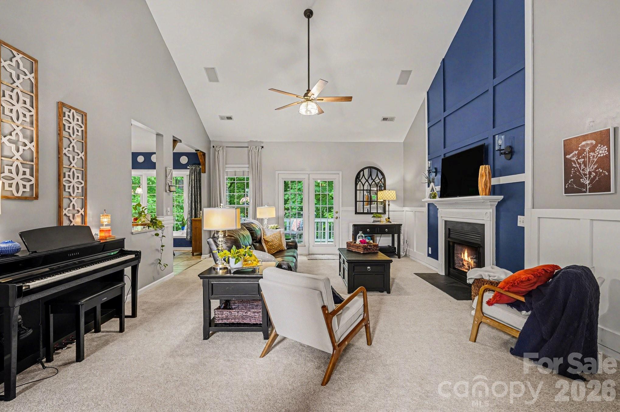 10501 Olde Irongate Lane — Mint Hill