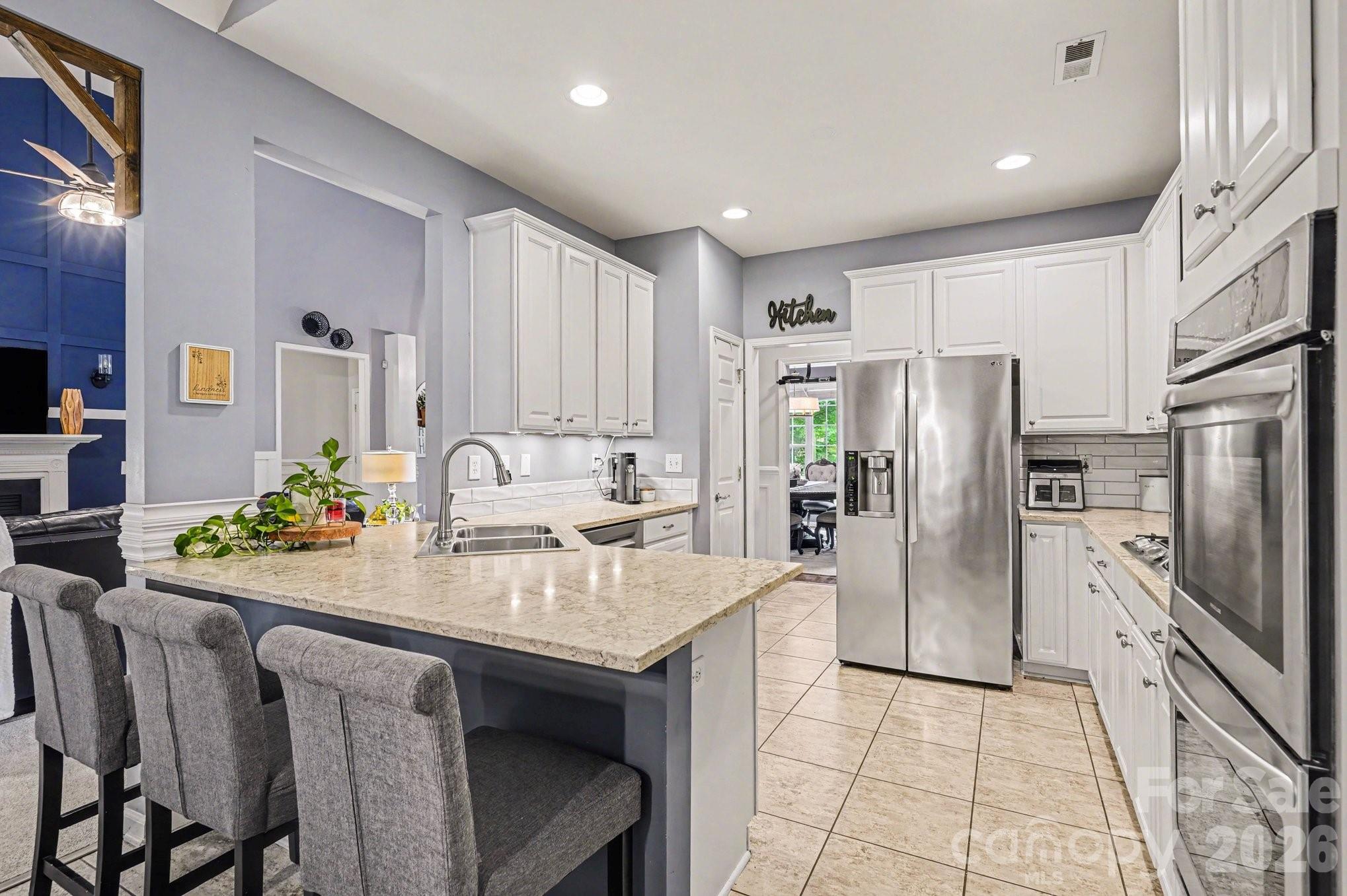 10501 Olde Irongate Lane — Mint Hill