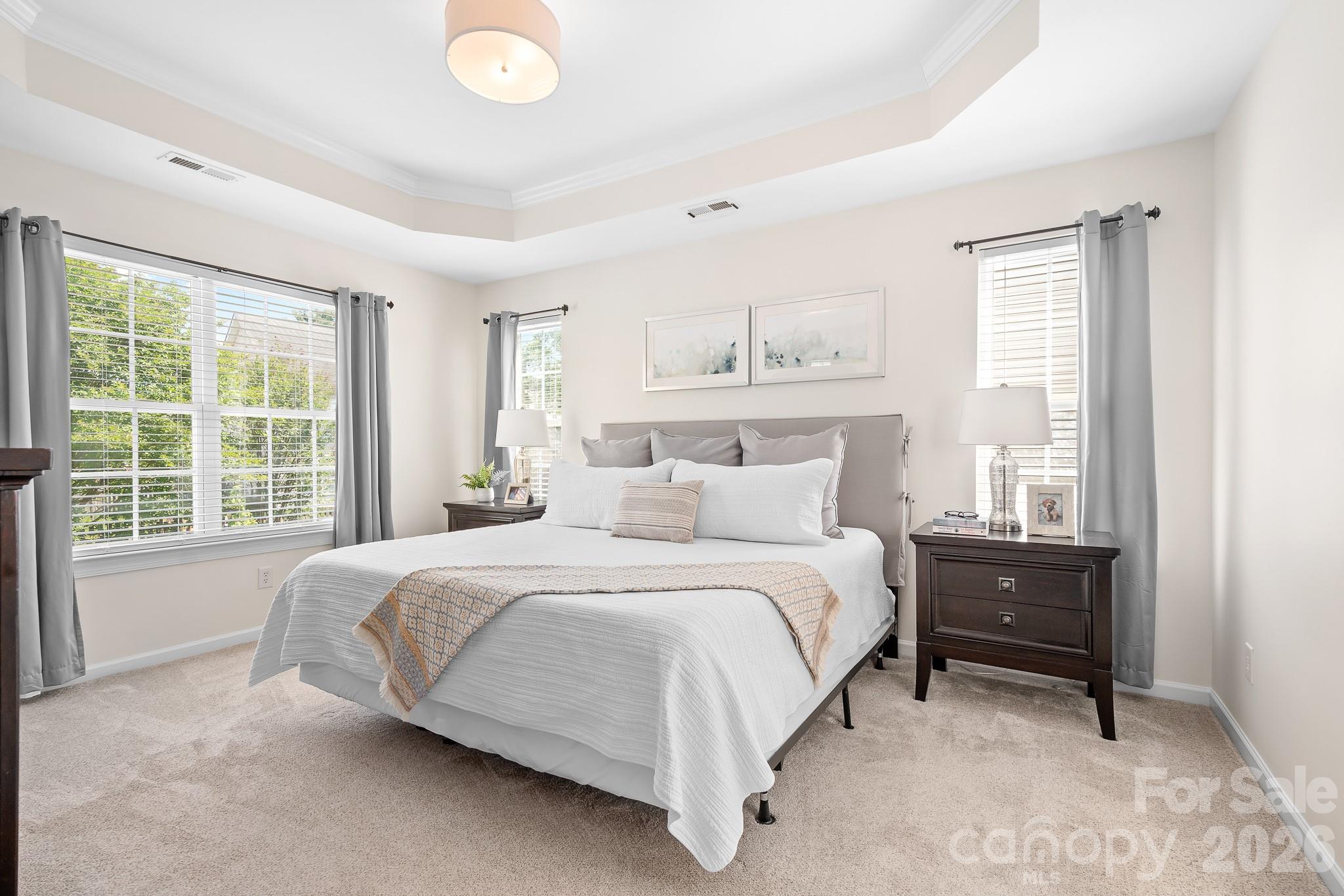 1596 Dartmoor Avenue NW — Concord