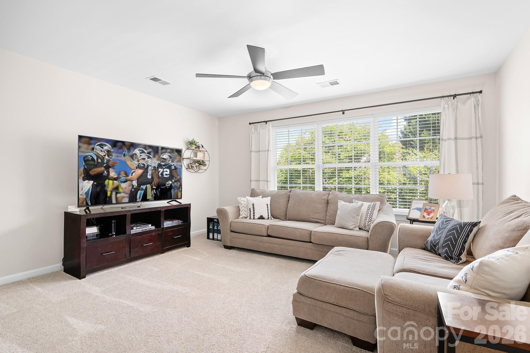 1596 Dartmoor Avenue NW — Concord
