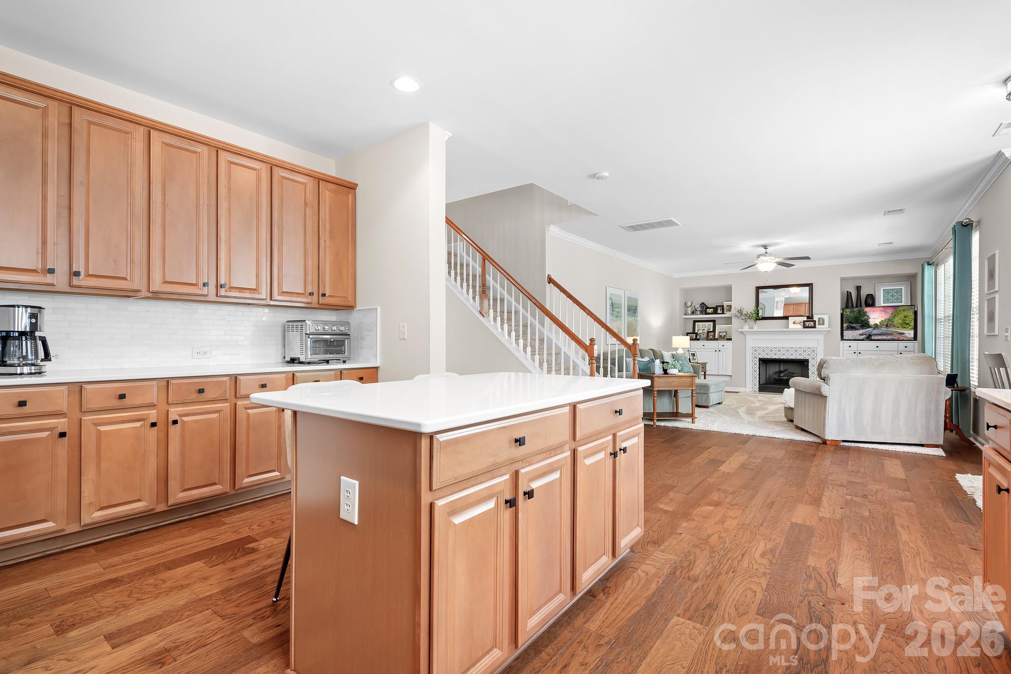 1596 Dartmoor Avenue NW — Concord
