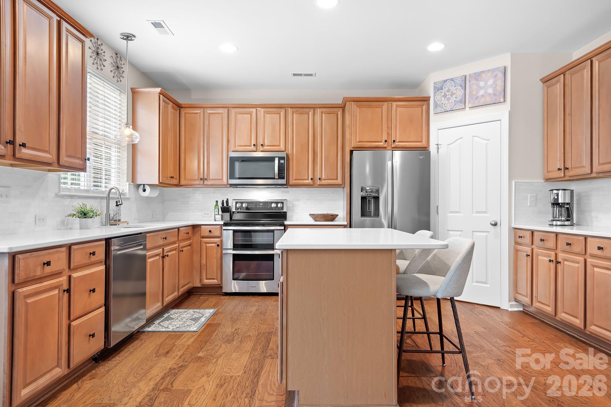 1596 Dartmoor Avenue NW — Concord