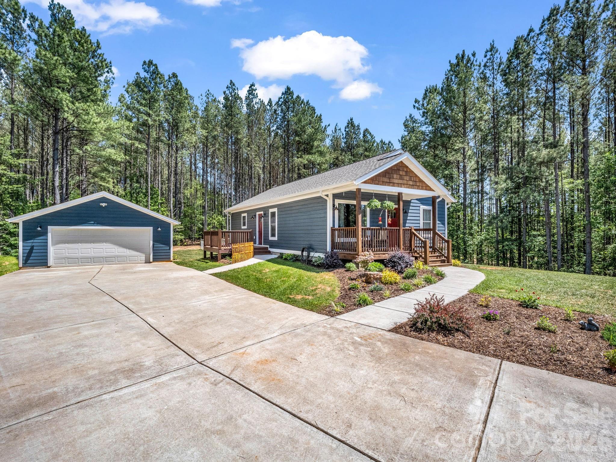 78 Ashley Court — Mill Spring
