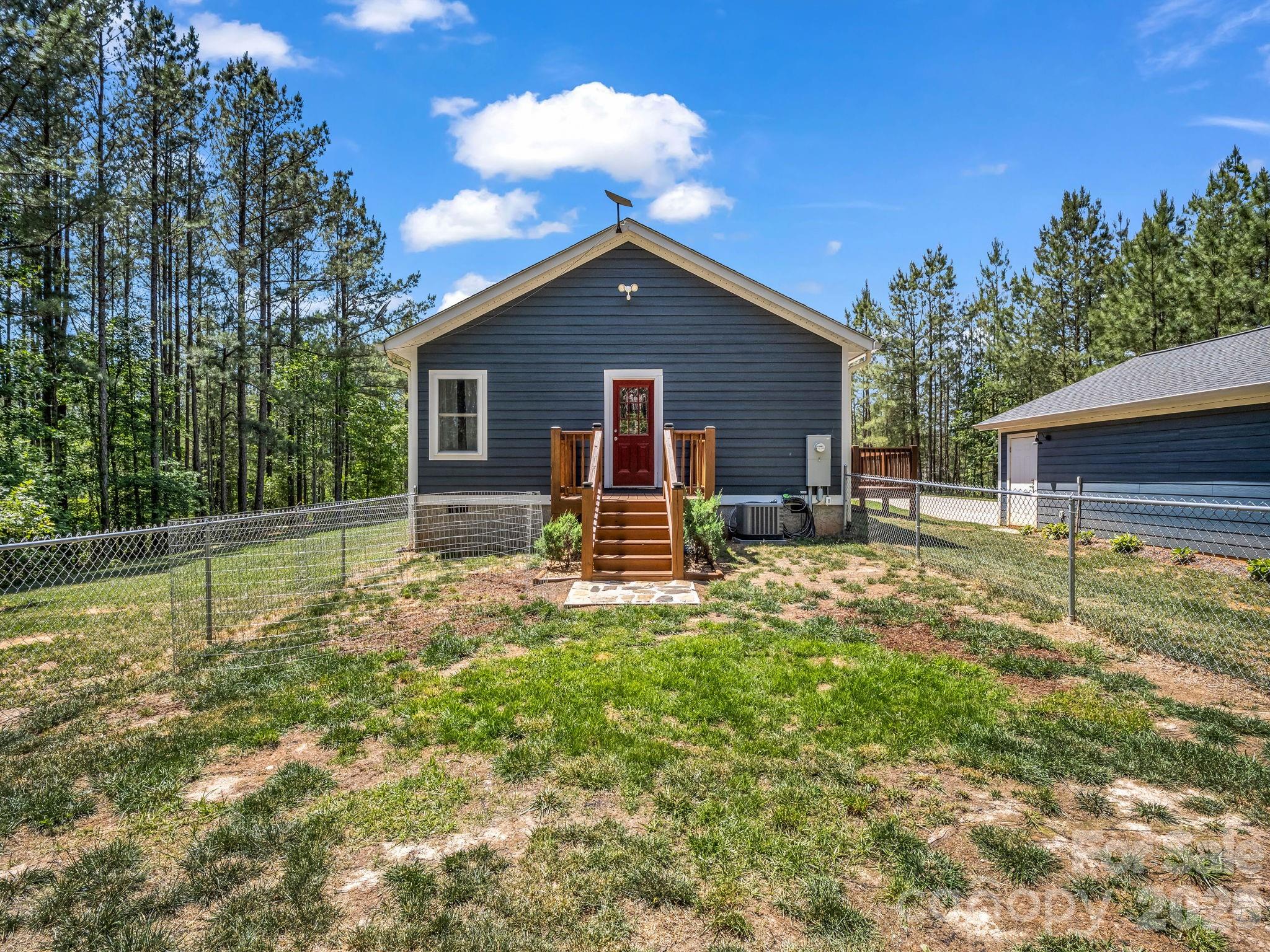 78 Ashley Court — Mill Spring