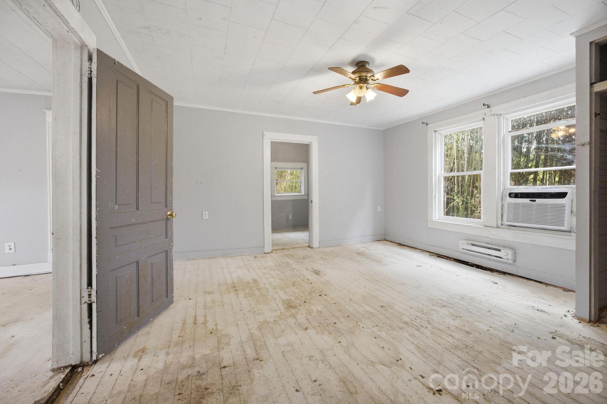 712 Conley Place NW — Lenoir