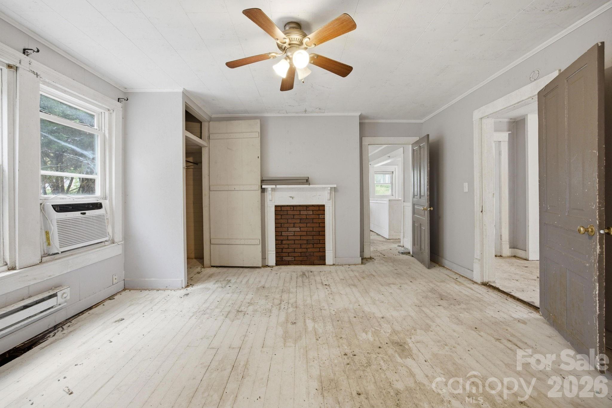 712 Conley Place NW — Lenoir