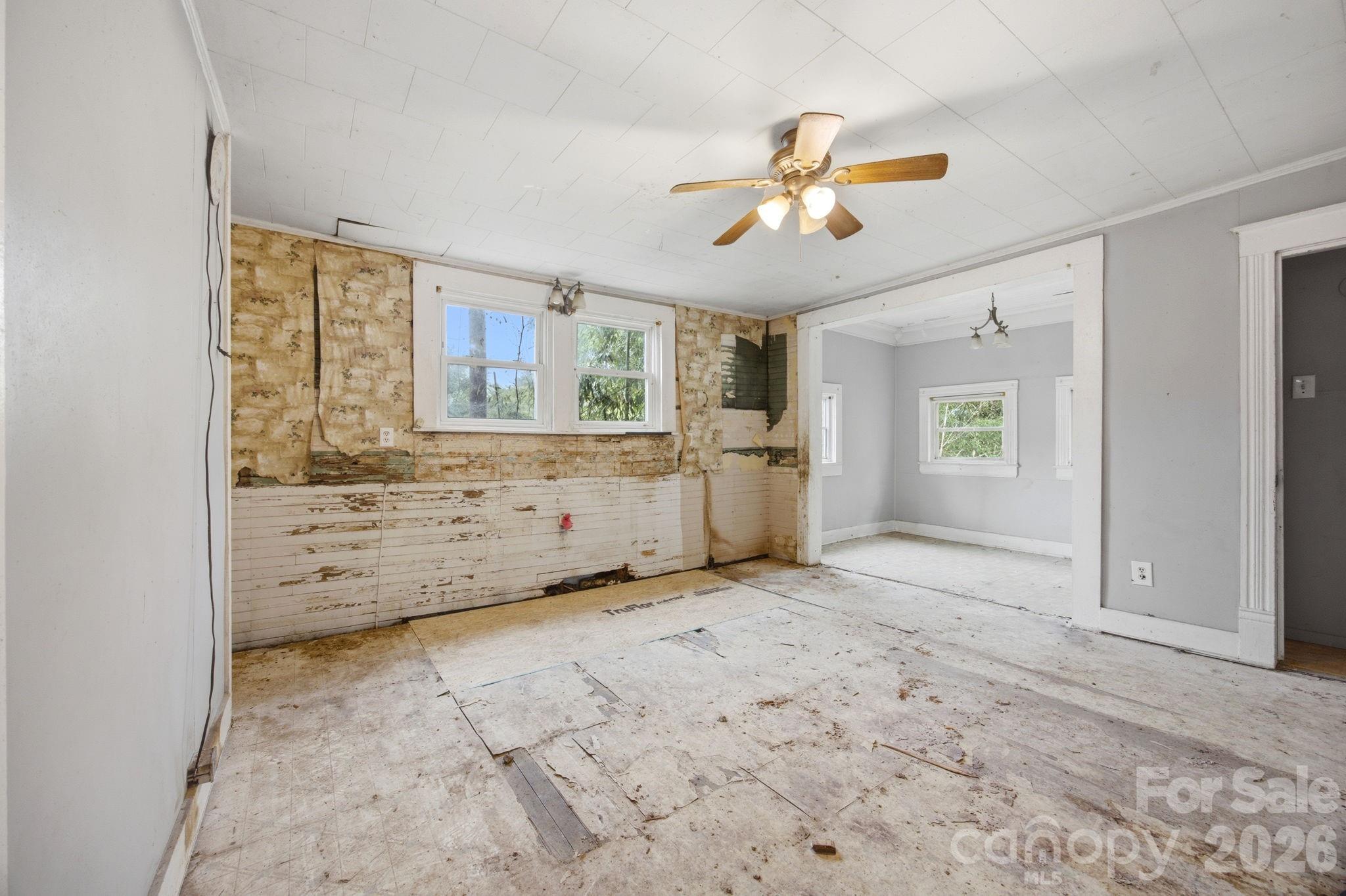712 Conley Place NW — Lenoir
