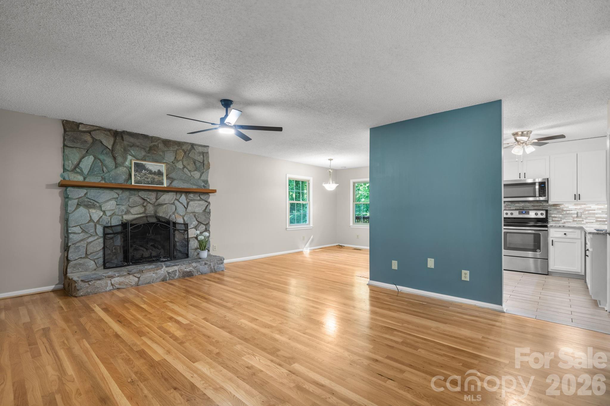 3840 Cherry Grove Drive — Hickory