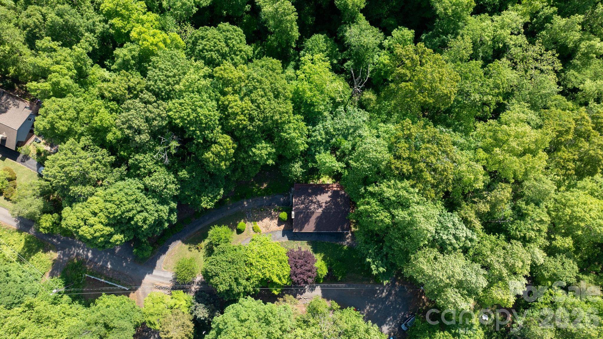 3840 Cherry Grove Drive — Hickory