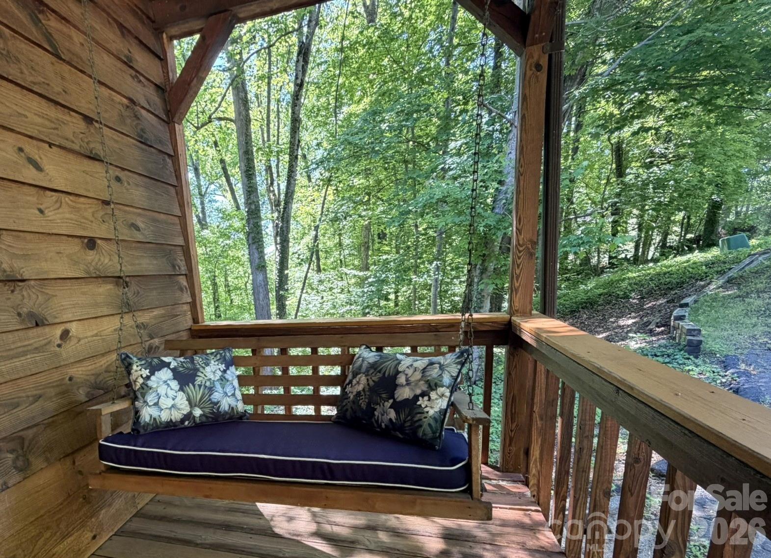 3840 Cherry Grove Drive — Hickory