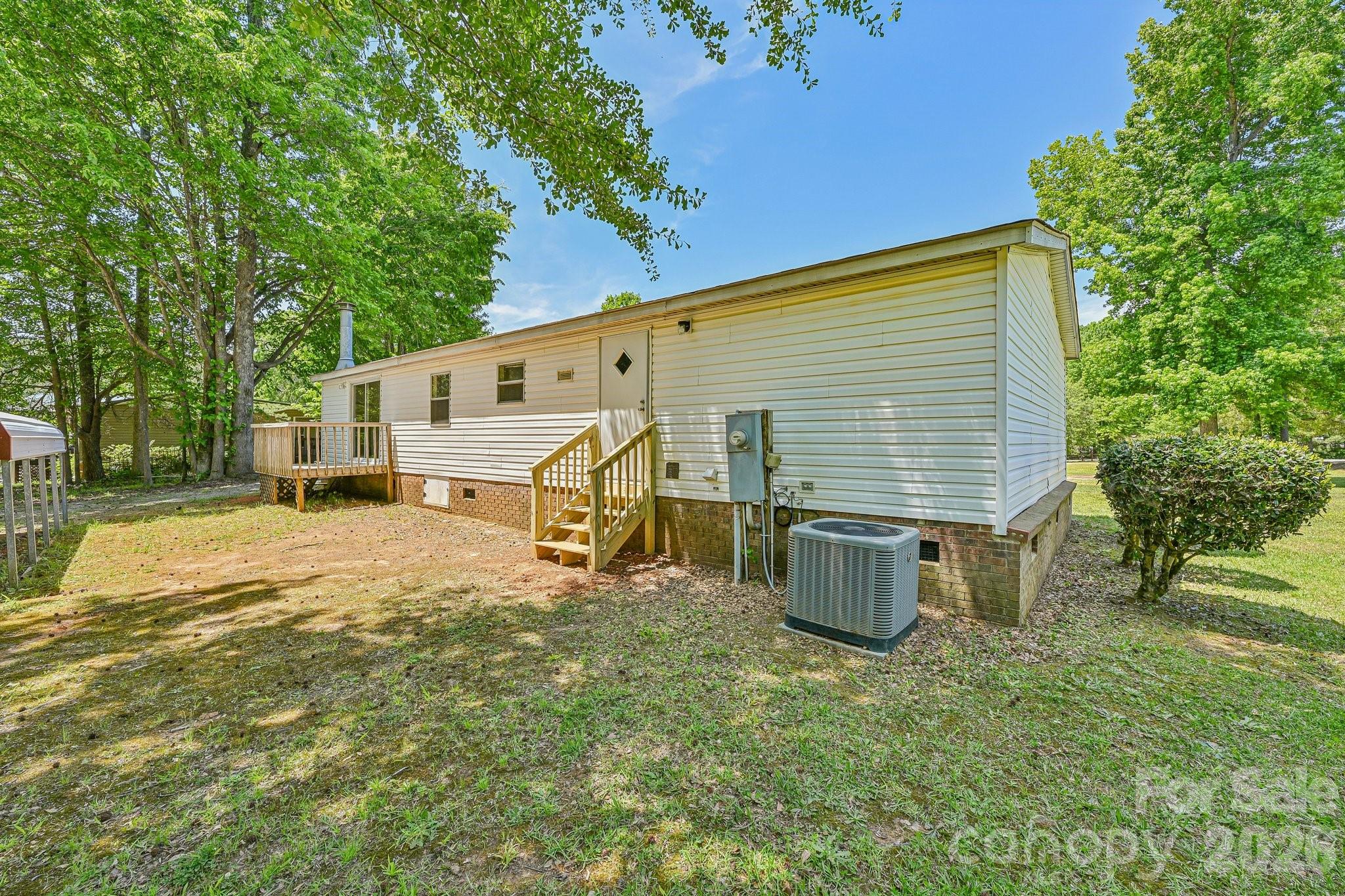 717 Rock Castle Drive — York