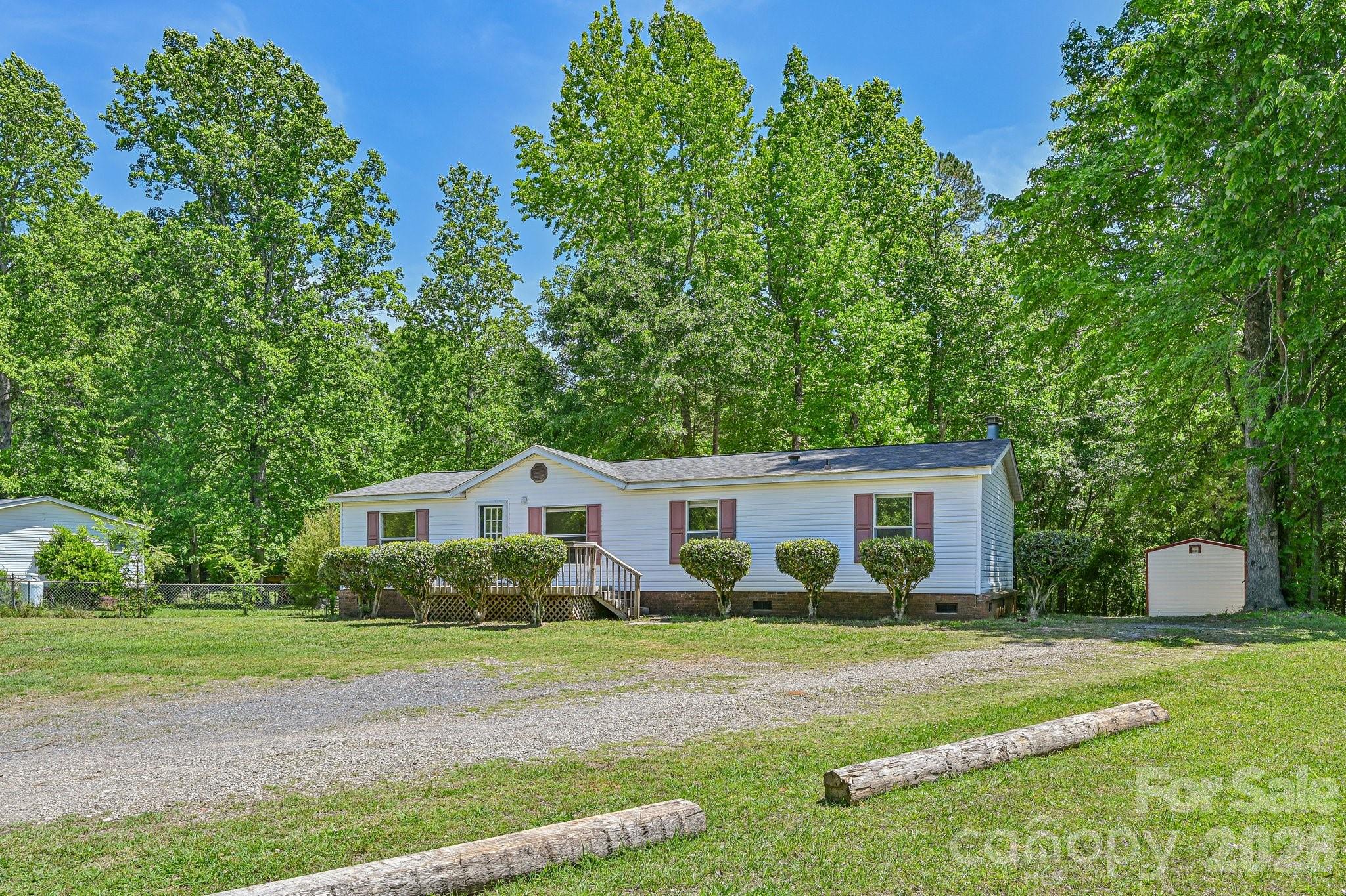 717 Rock Castle Drive — York