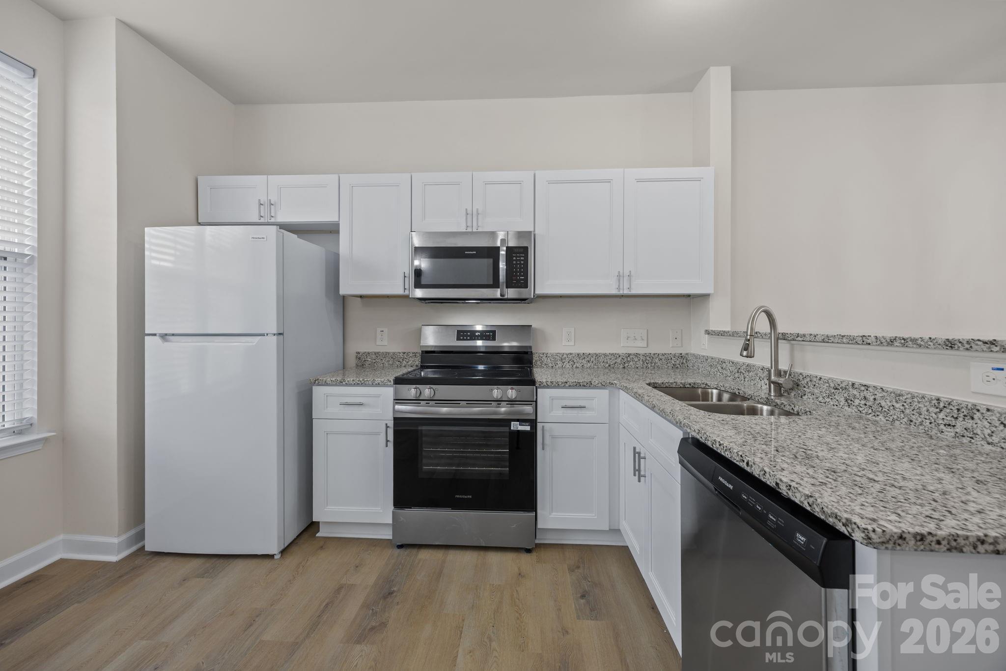 2750 Avalon Loop Road — Charlotte