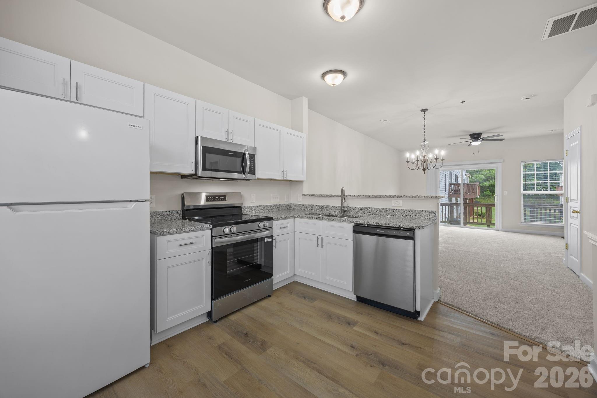 2750 Avalon Loop Road — Charlotte