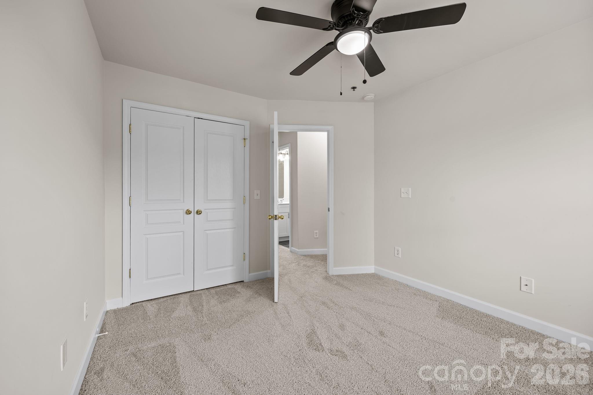 2750 Avalon Loop Road — Charlotte