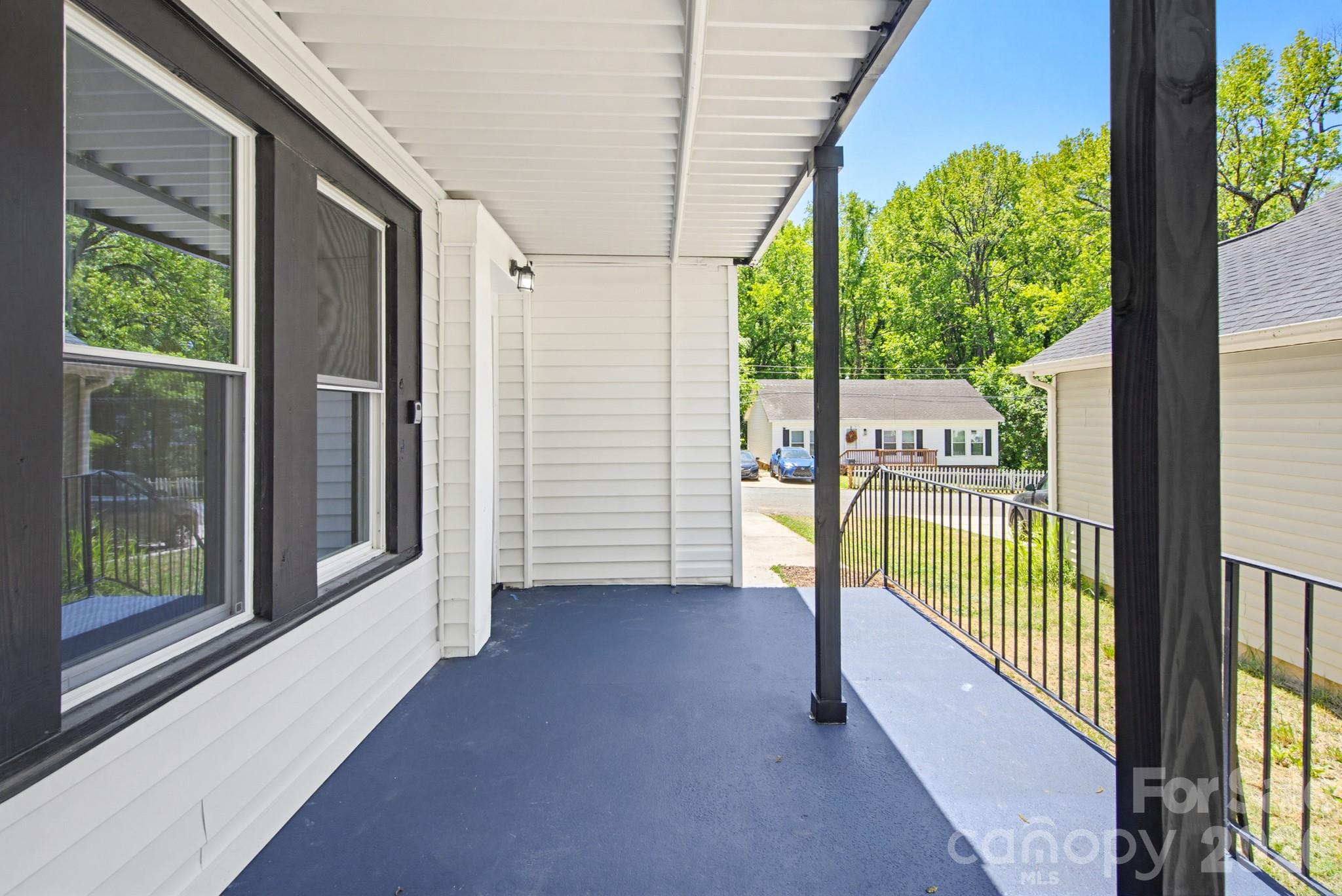 2622 Hemphill Street — Charlotte