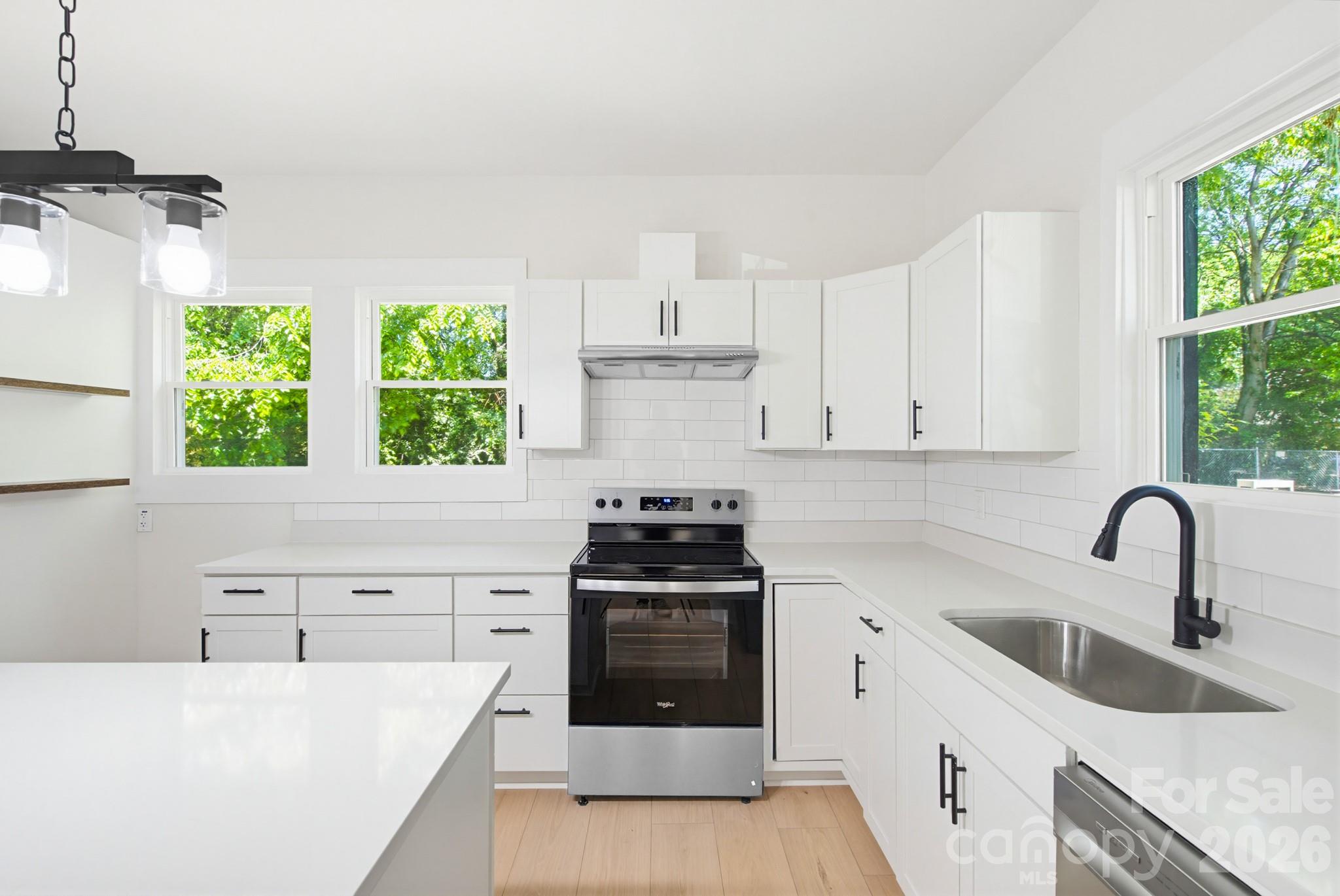 2622 Hemphill Street — Charlotte