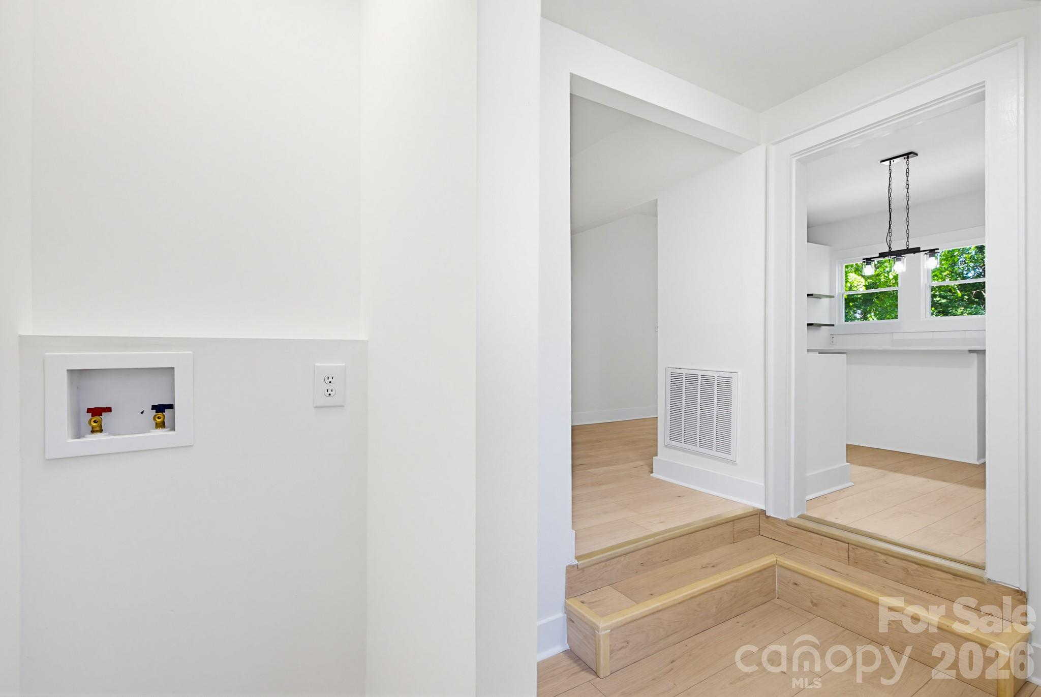 2622 Hemphill Street — Charlotte