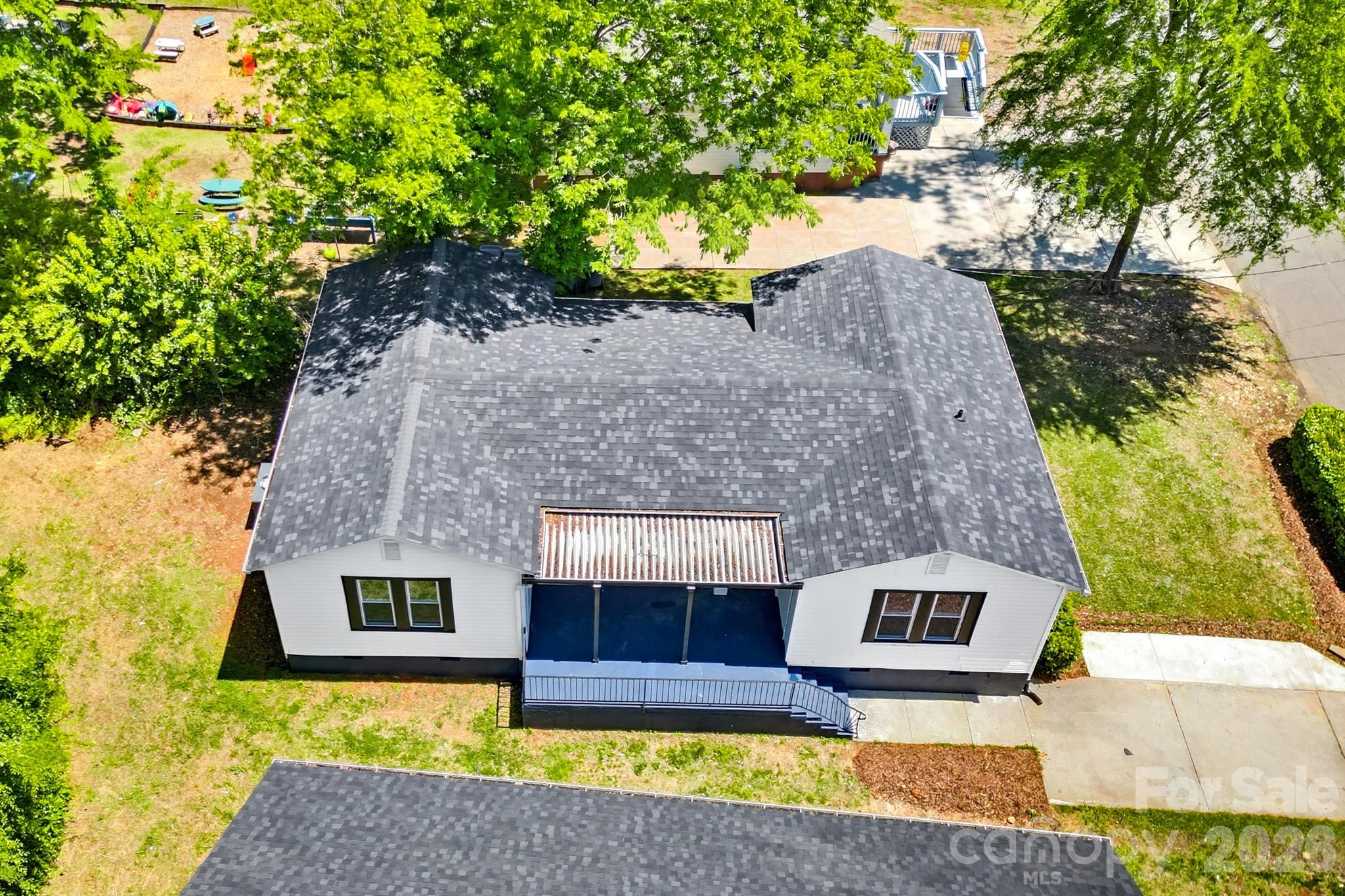 2622 Hemphill Street — Charlotte