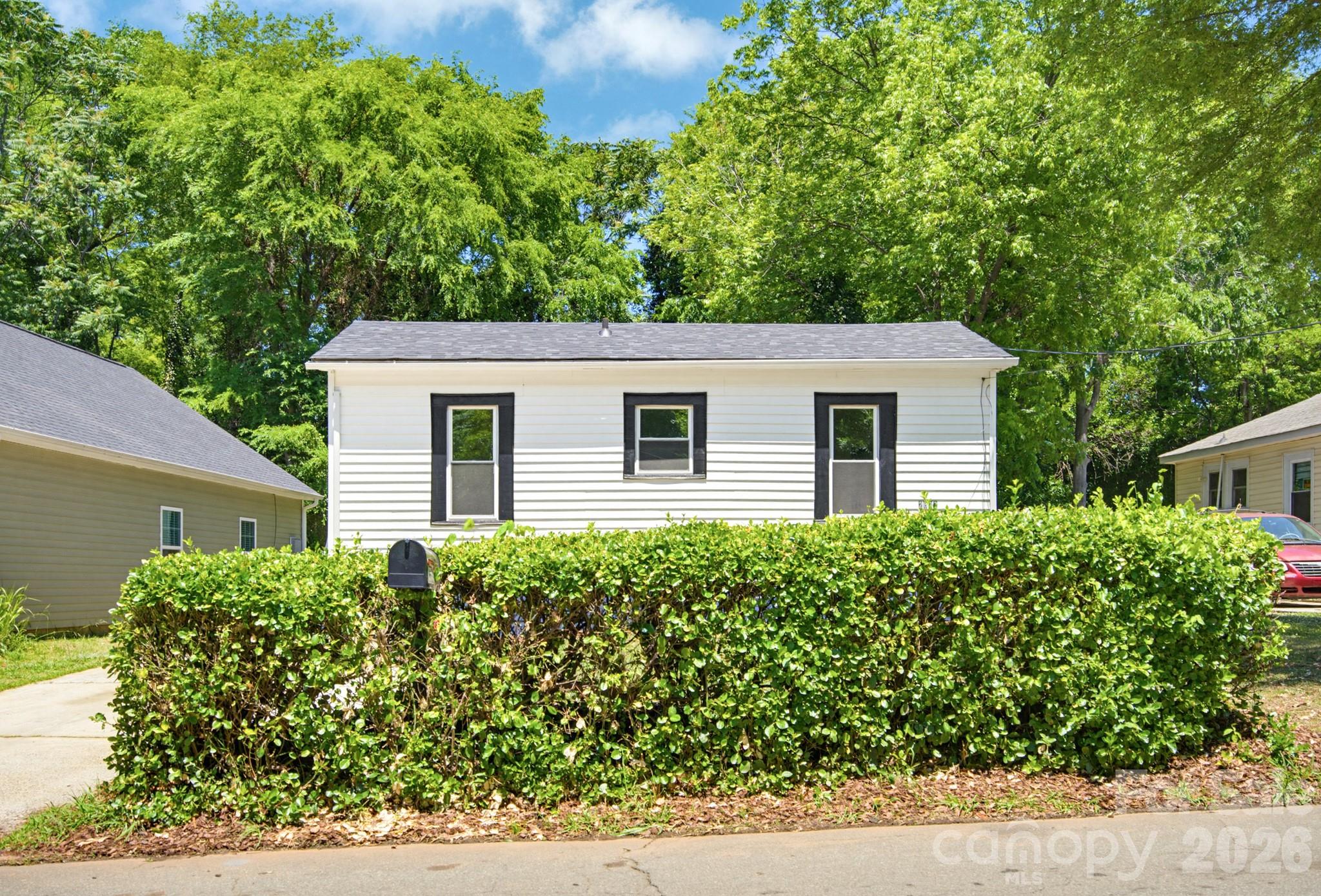 2622 Hemphill Street — Charlotte