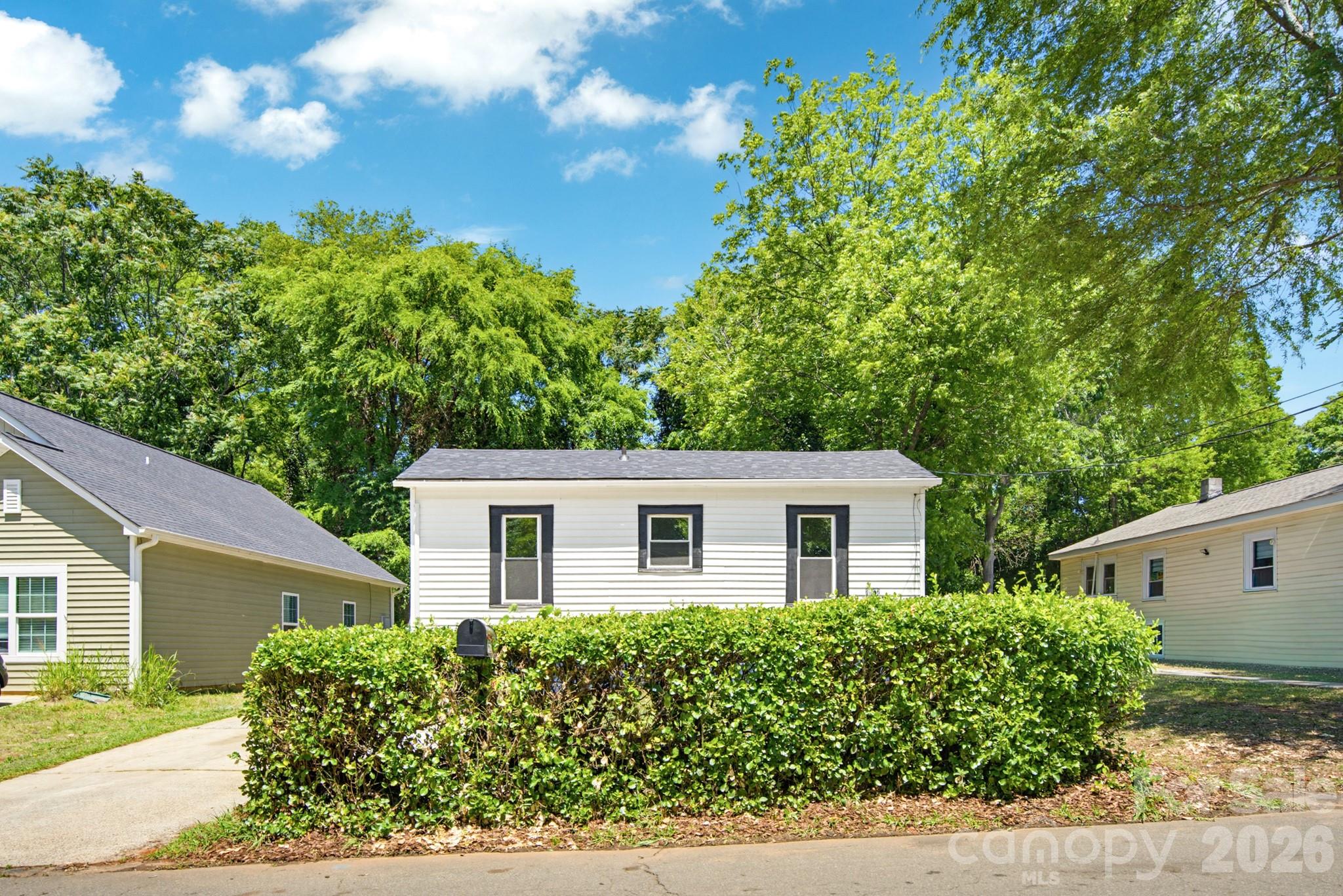 2622 Hemphill Street — Charlotte