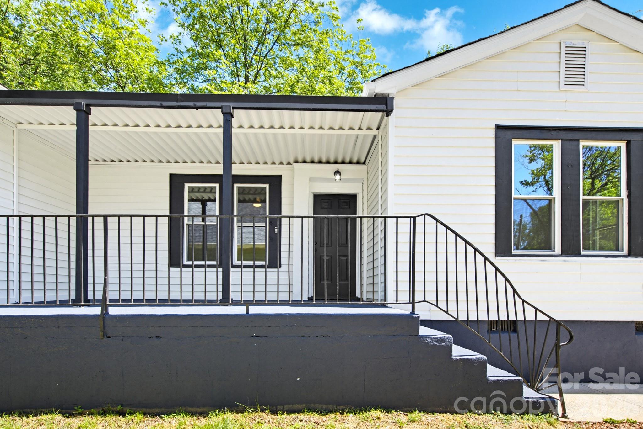 2622 Hemphill Street — Charlotte