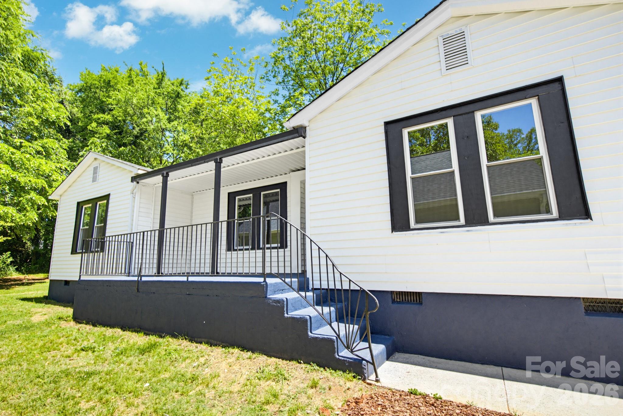 2622 Hemphill Street — Charlotte