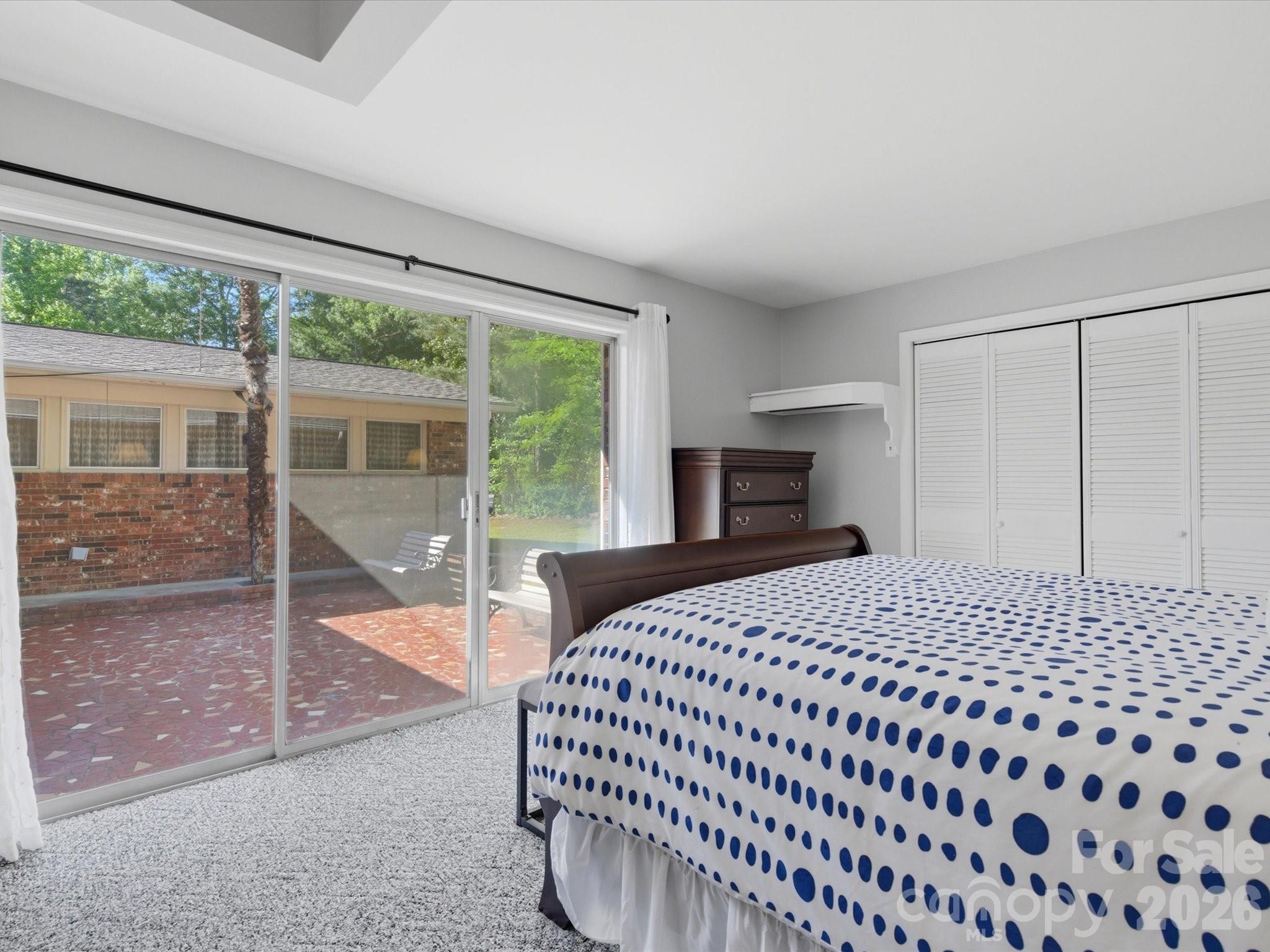 2904 Lyndell Way — Lancaster