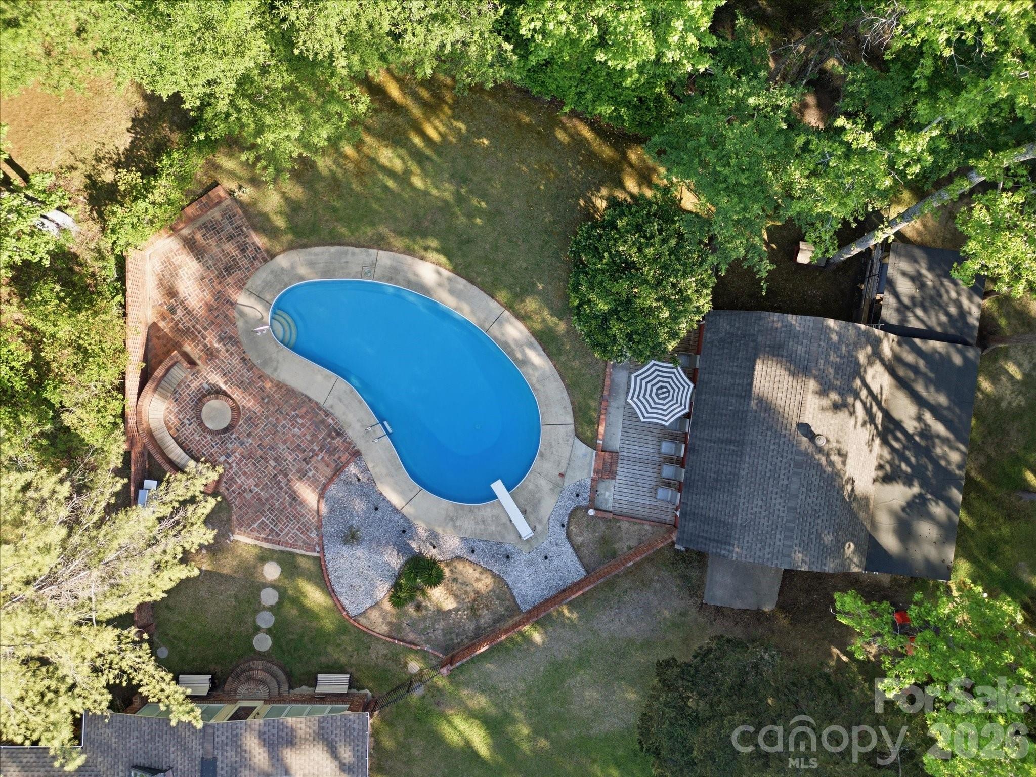 2904 Lyndell Way — Lancaster