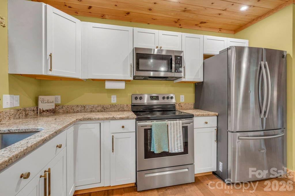 38 Macey Drive — Nebo