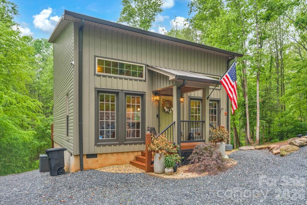 38 Macey Drive — Nebo