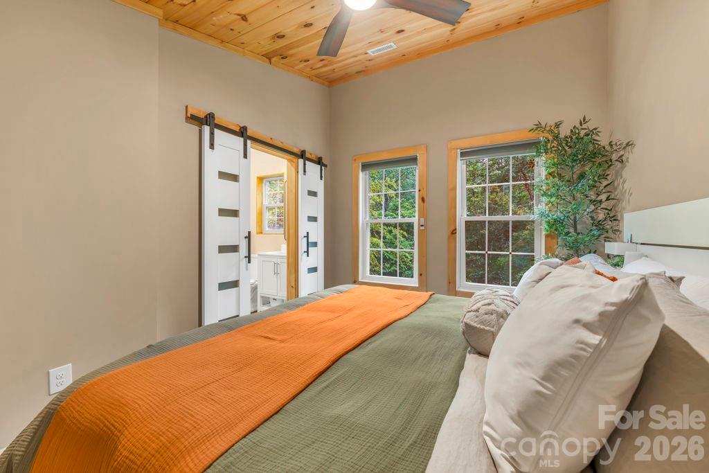 38 Macey Drive — Nebo