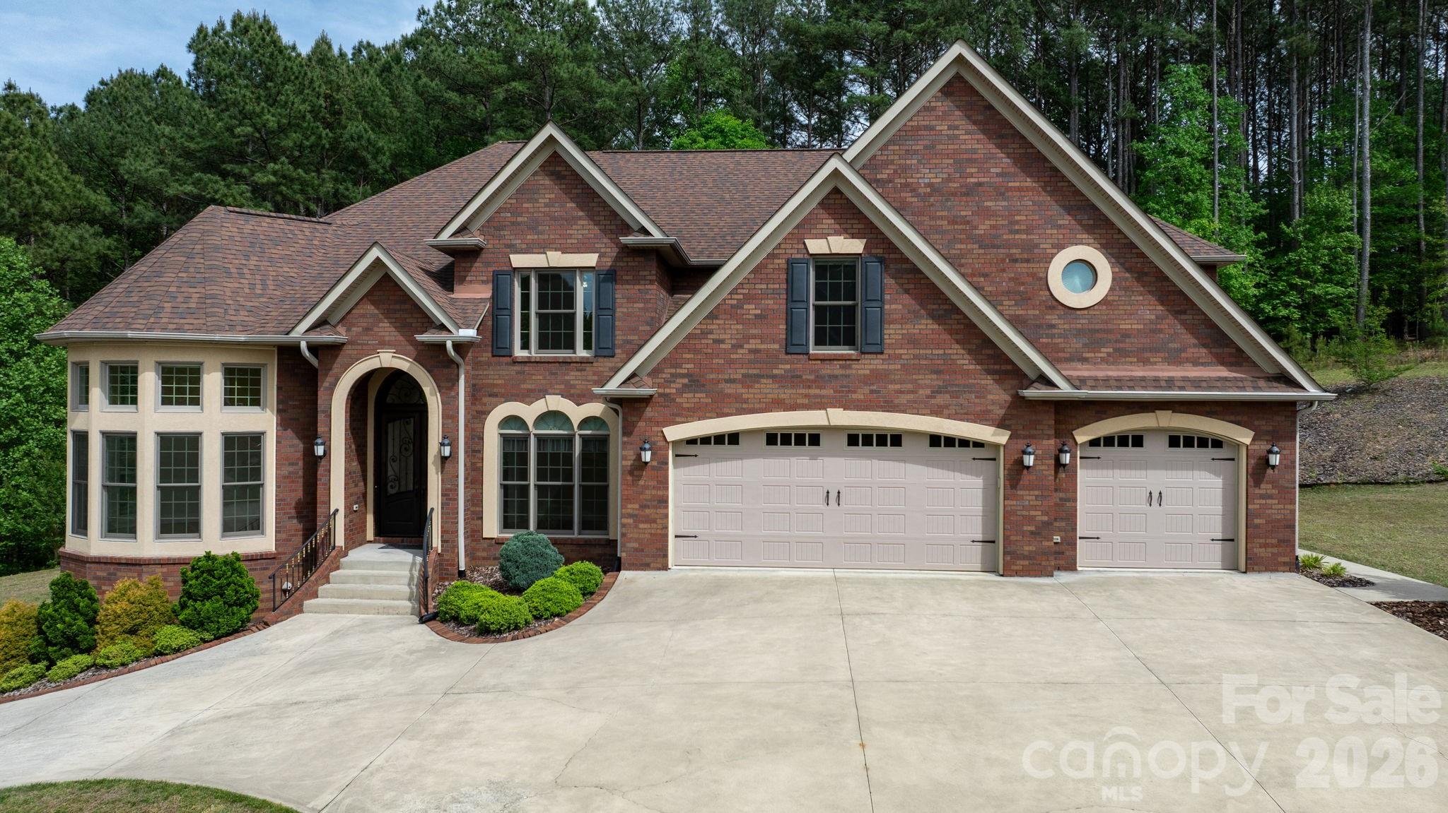 4 Royal Vista Way — Granite Falls