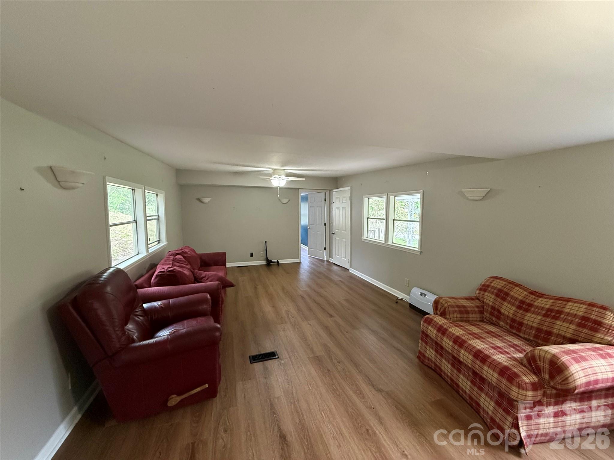 45 Overbrook Drive — Saluda