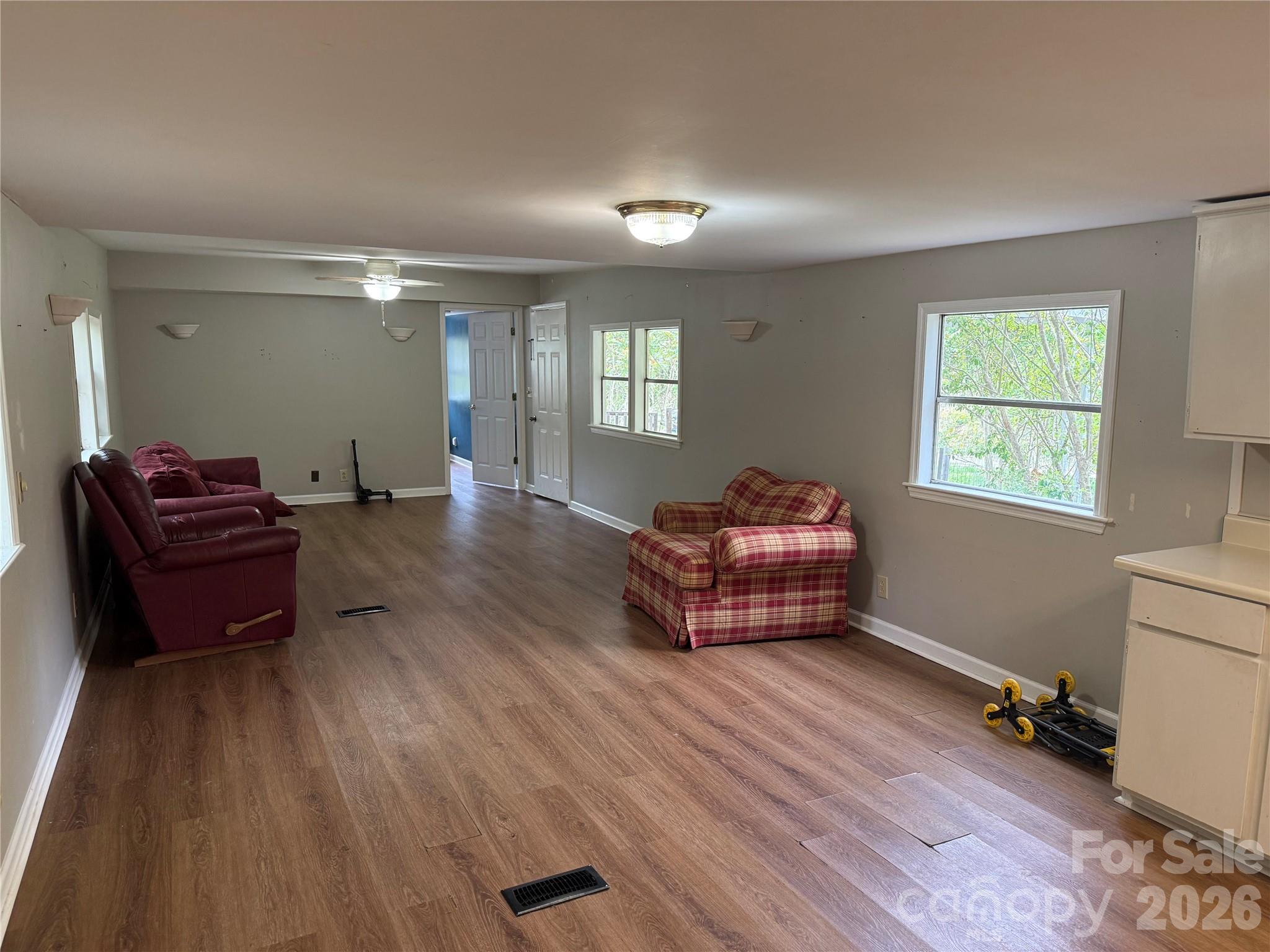 45 Overbrook Drive — Saluda