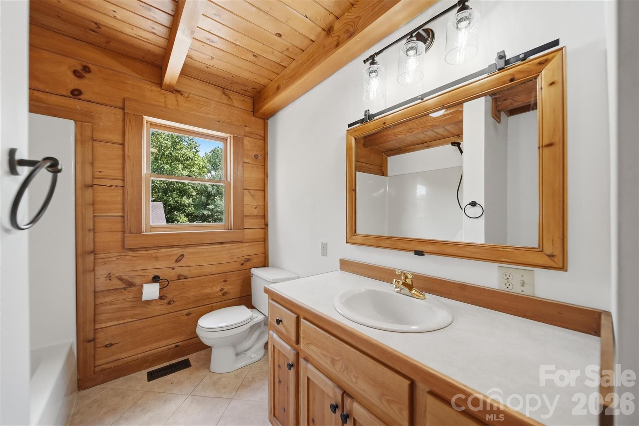 2079 Icard Ridge Road — Taylorsville