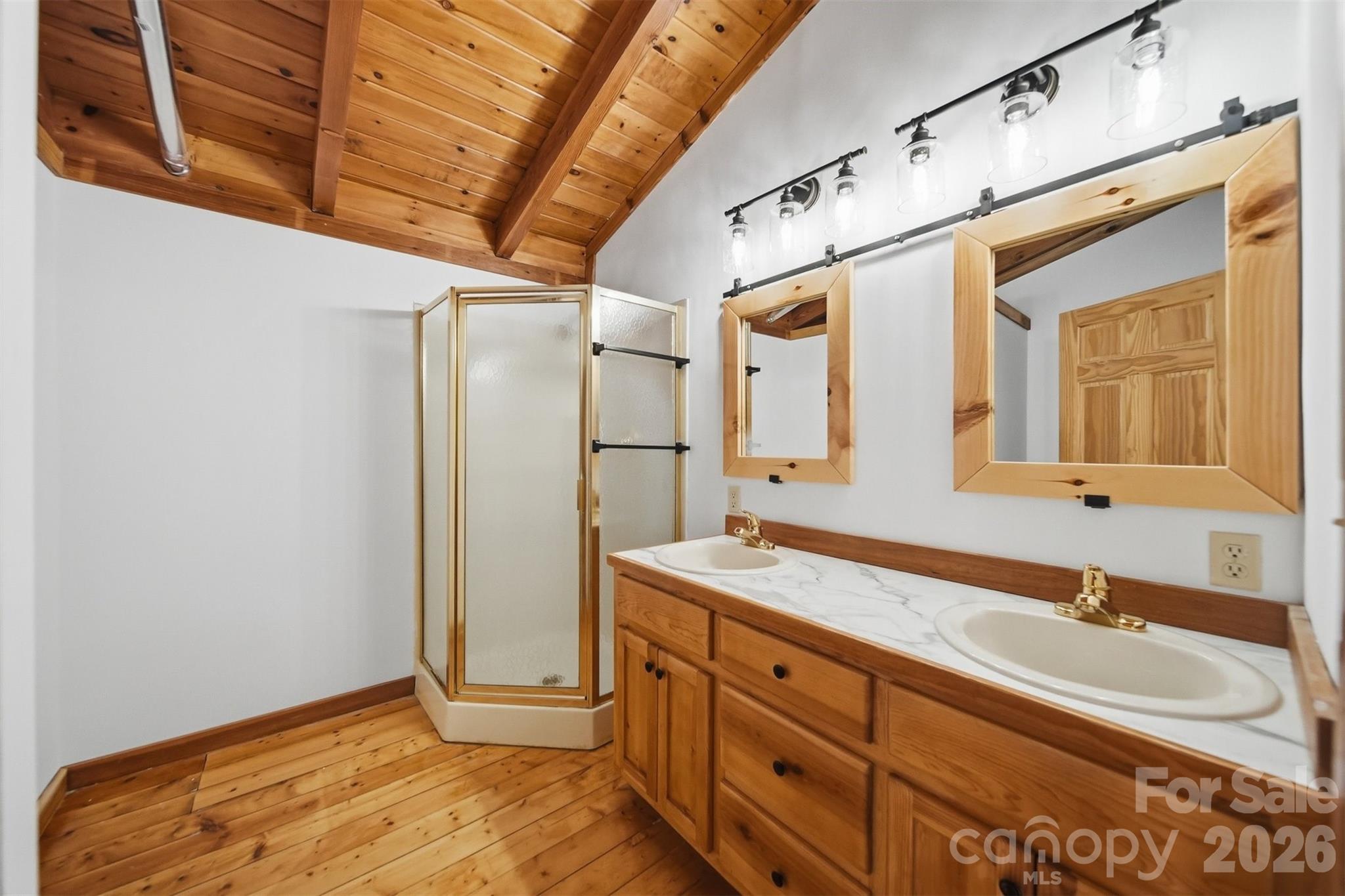 2079 Icard Ridge Road — Taylorsville