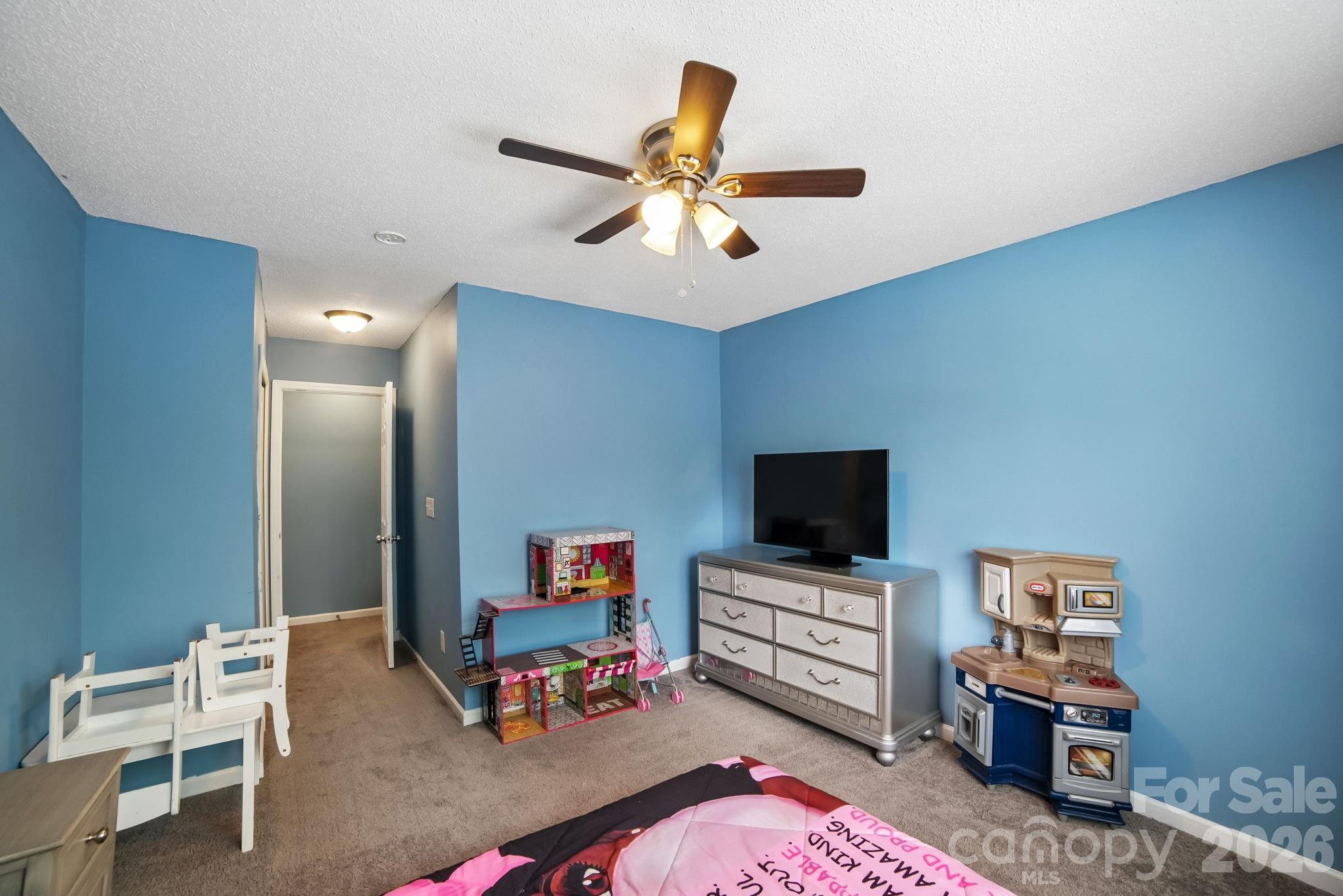 5427 Kimmerly Woods Drive — Charlotte