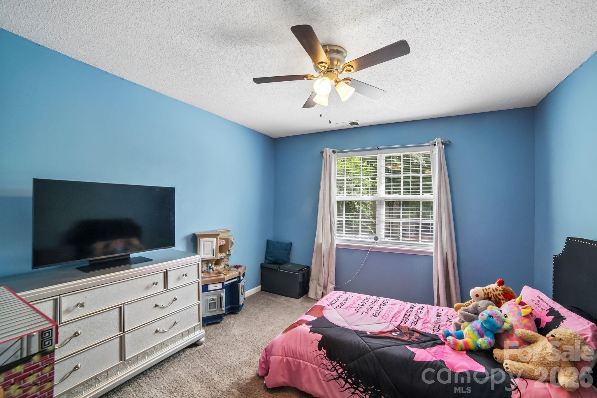5427 Kimmerly Woods Drive — Charlotte
