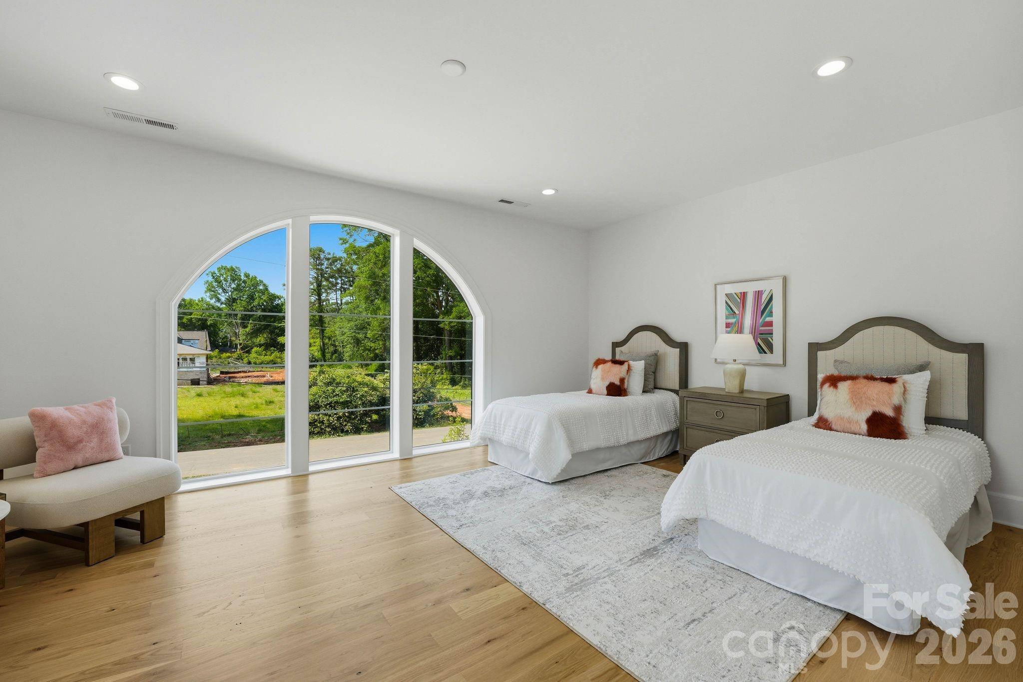 6133 Creola Road — Charlotte