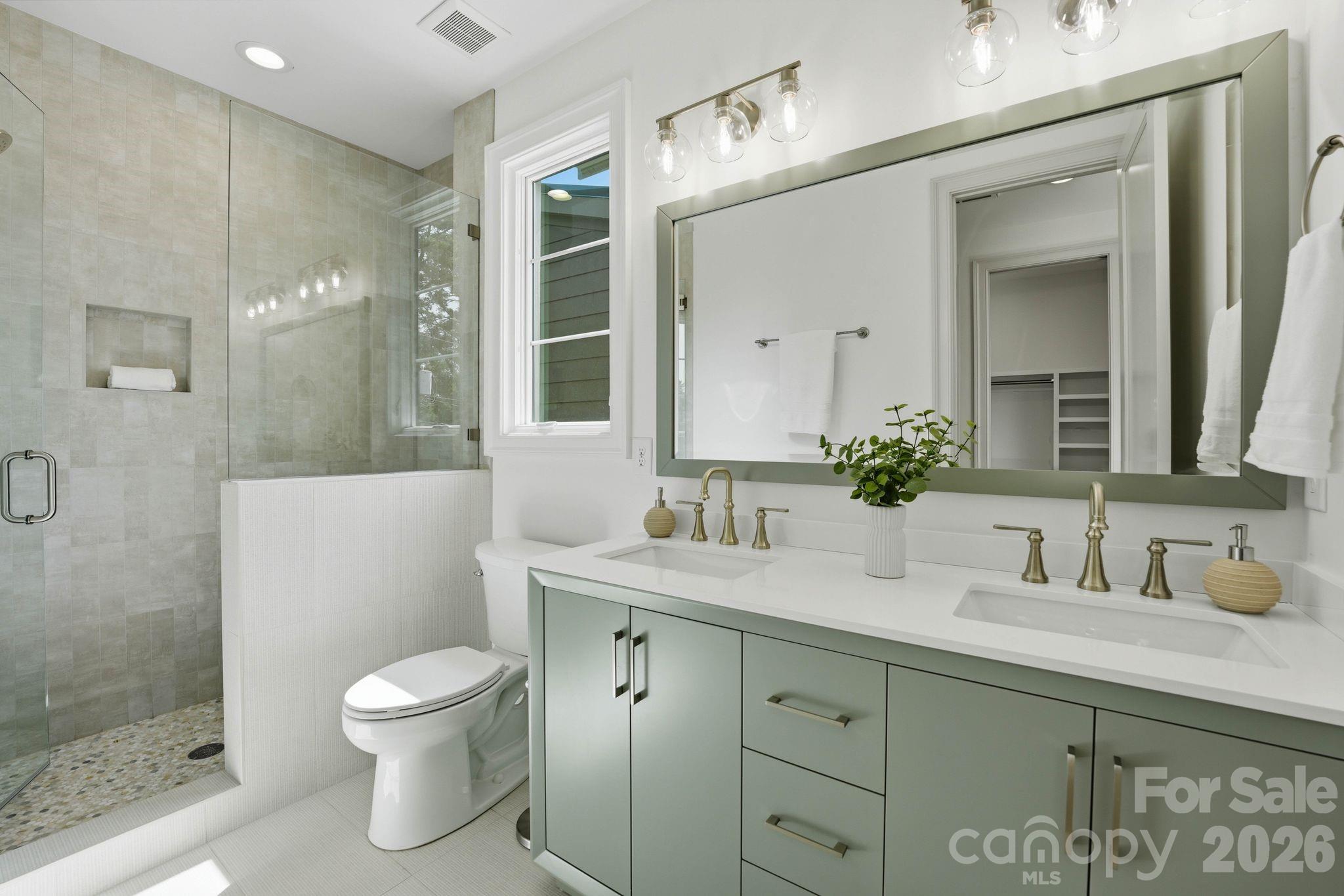 6133 Creola Road — Charlotte