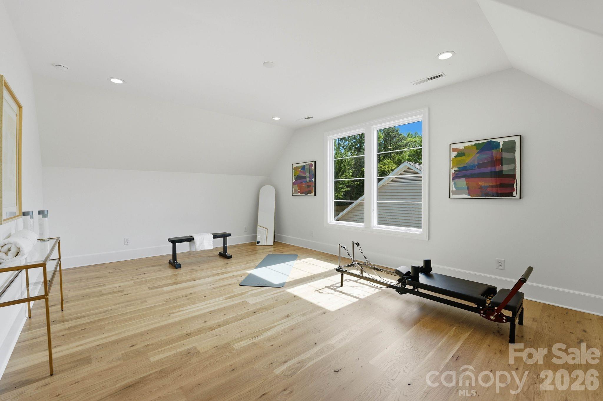 6133 Creola Road — Charlotte