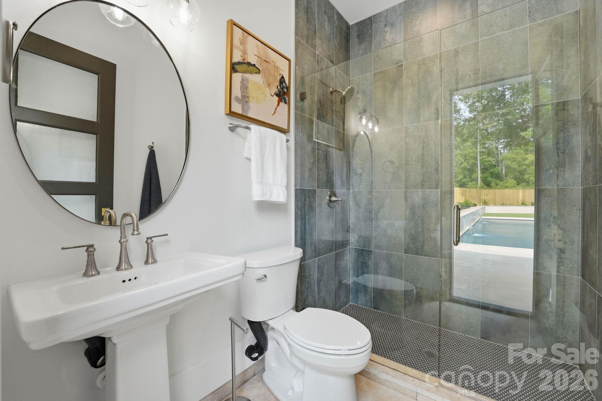 6133 Creola Road — Charlotte
