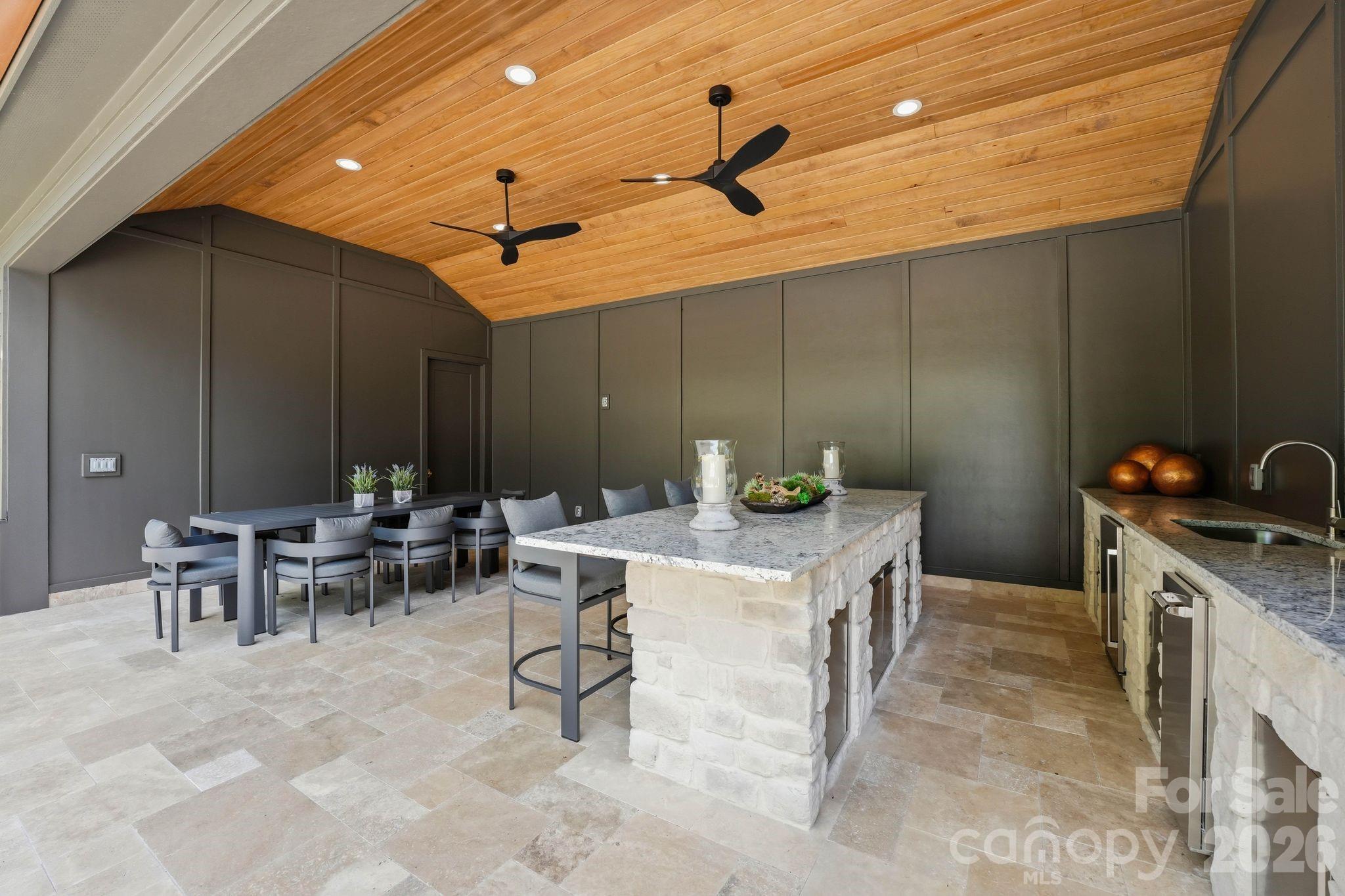 6133 Creola Road — Charlotte