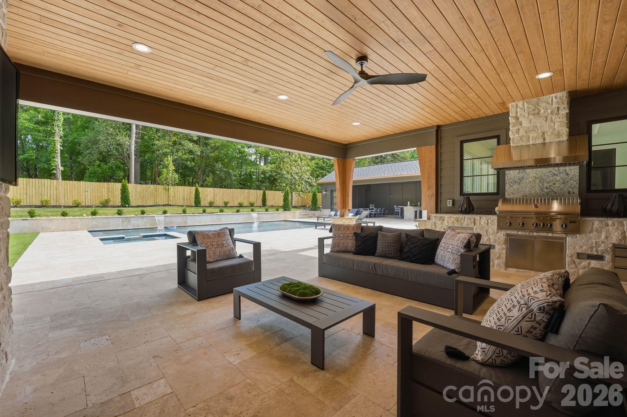 6133 Creola Road — Charlotte