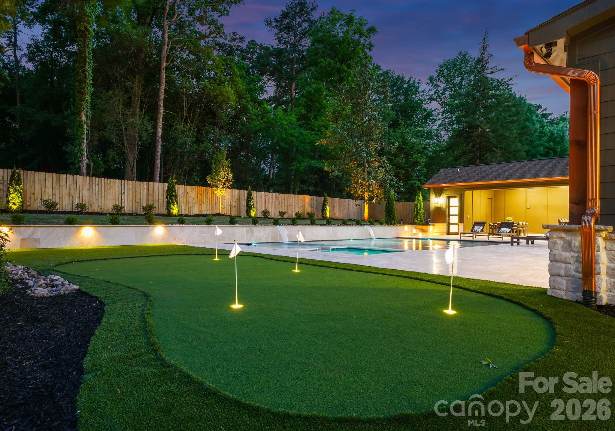 6133 Creola Road — Charlotte