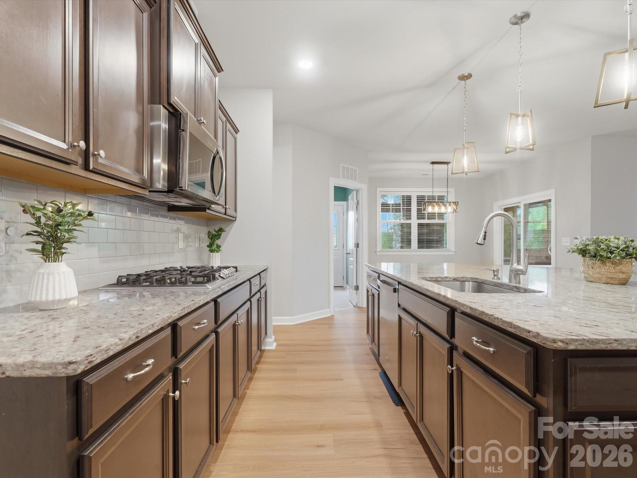 2016 Linn Cove — Waxhaw